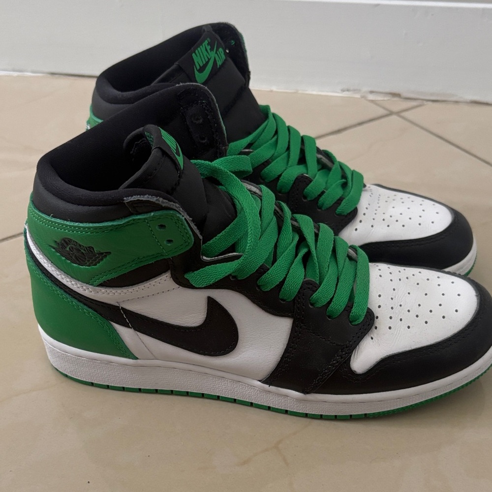 Black, White, and Green Jordan 1’s - Picture 3 of 5